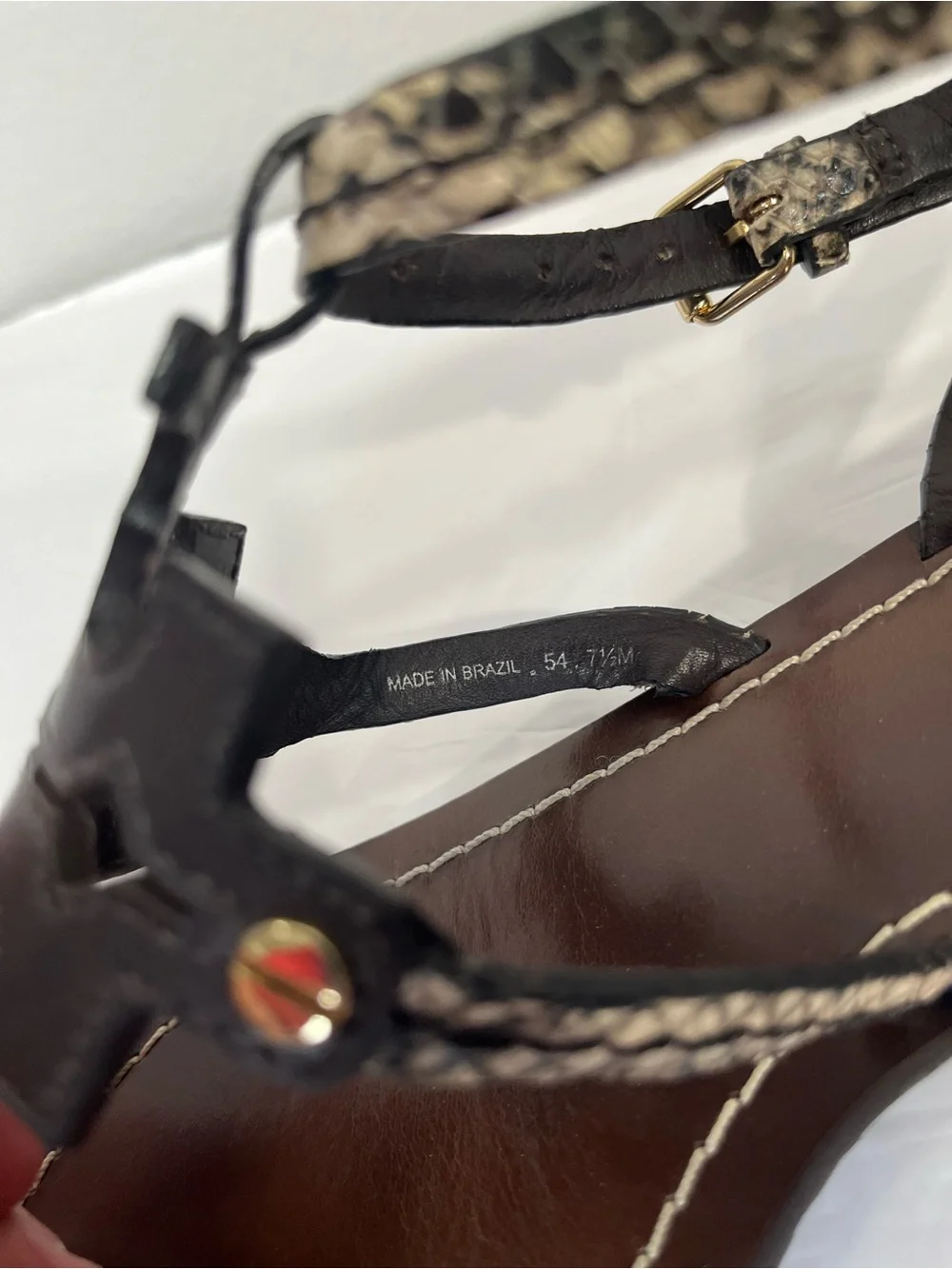 Tory Burch Phoebe Flat Thong Ankle Sandals size 7.5 in Brown Snake Print